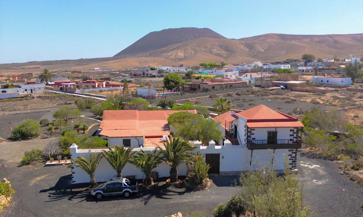 Casillas de Morales Apartment | En Fuerteventura Apartamento Frente al Volcán Gayría en Finca Rural Ecológica