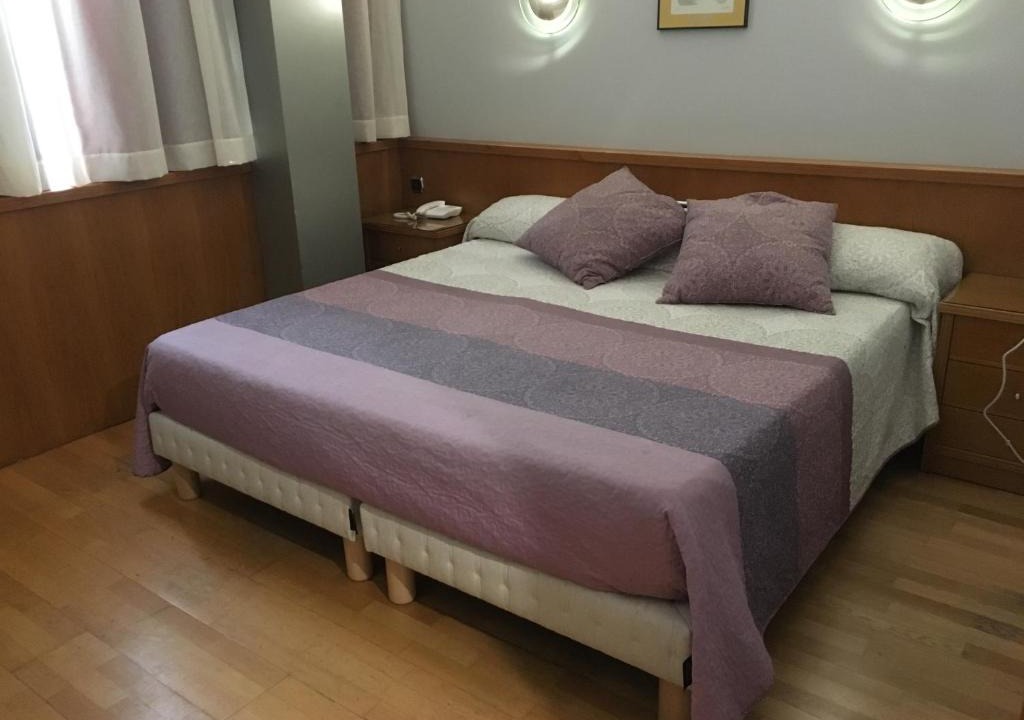 Almansa Hotel | Encasa Hotel Almansa