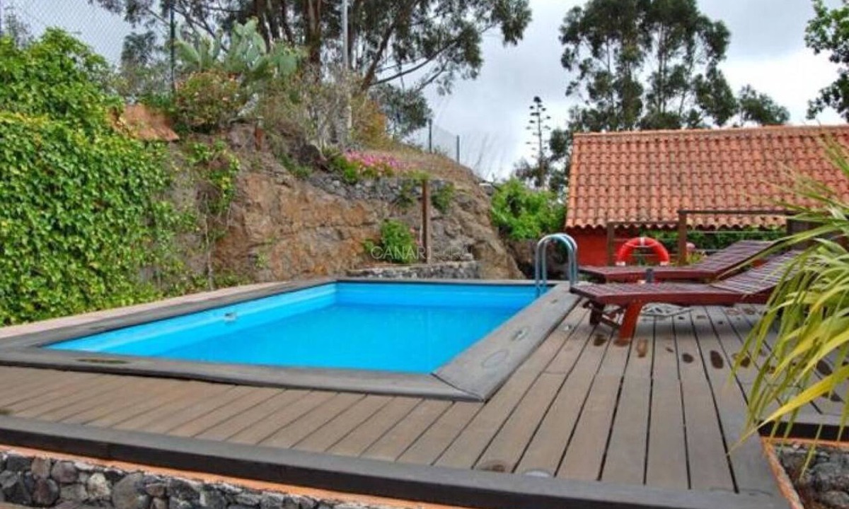 Barranco del Pinar Cottage | Enchanting 2-Bedroom Canarian House with Private Pool in Fontanales, M