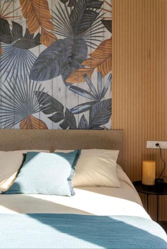 Parque Alcosa Apartment | Estudio moderno con parking, frente al Palacio de Congresos
