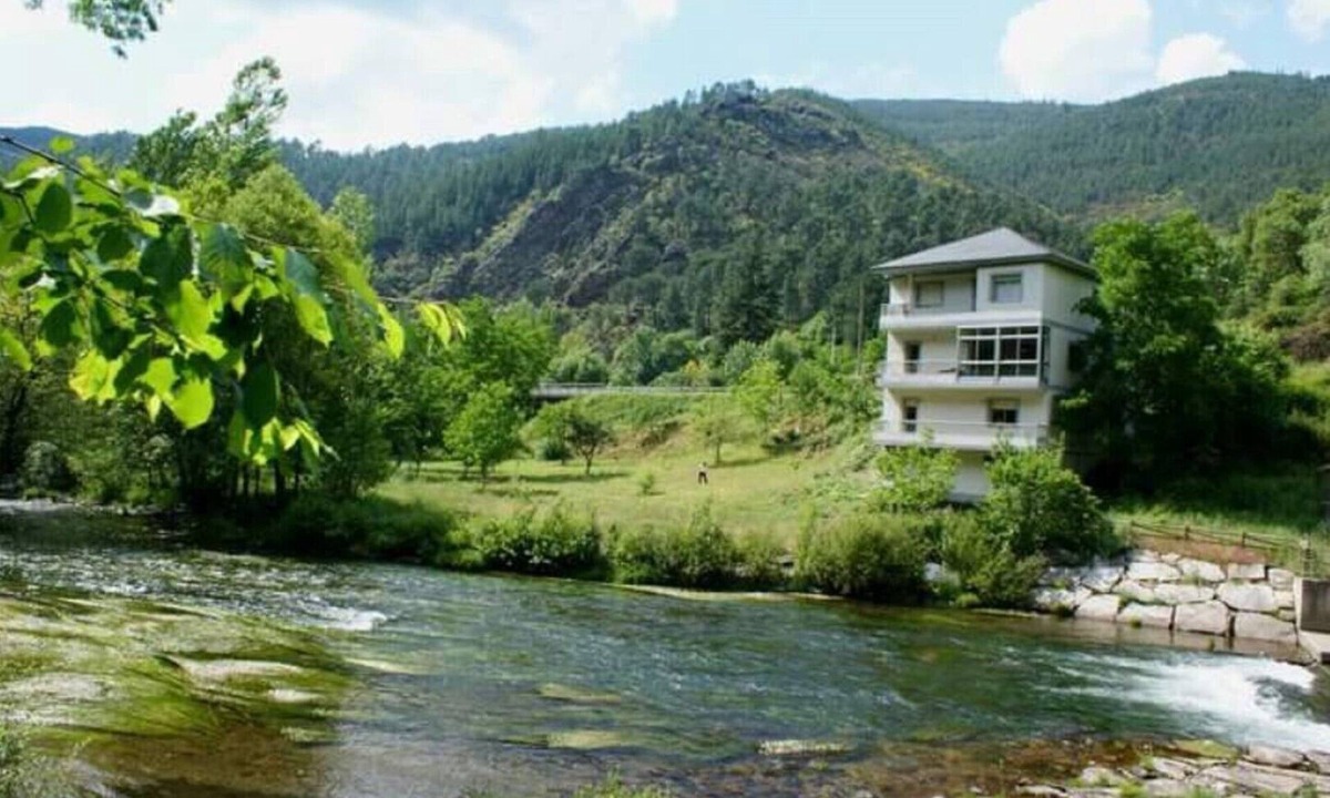 San Xulian House | Exclusive house, a paradise on the banks of the river.