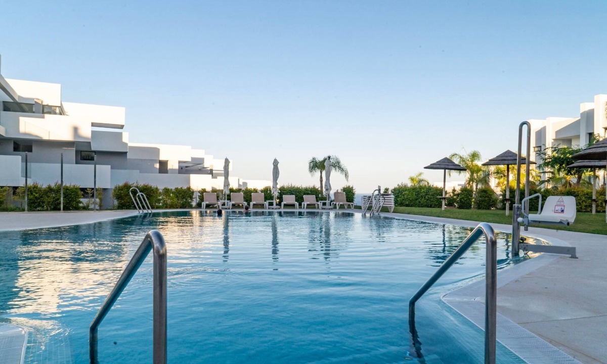 Alcorrin Apartment | Exclusive Two-Bed Coastal Apartment in Pure South