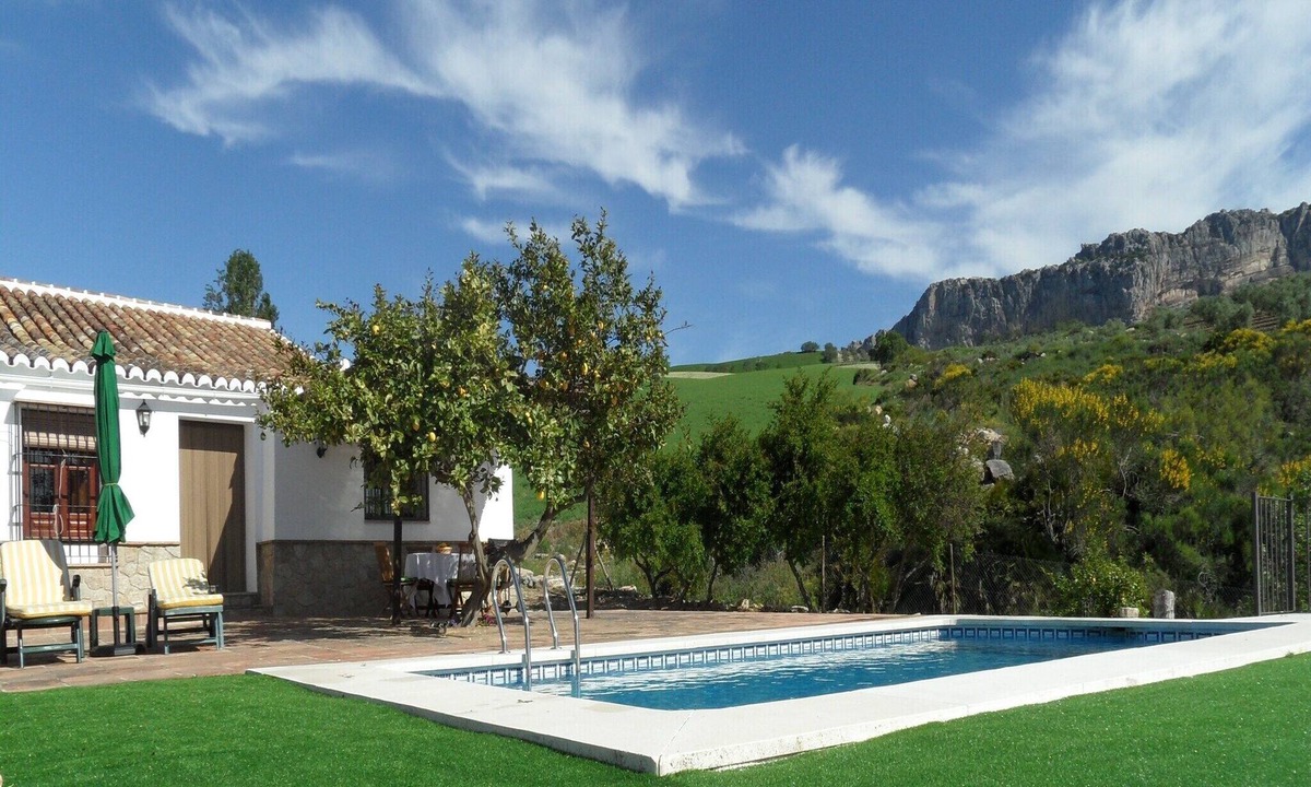Antequera Cottage | Family Stay with Private Pool