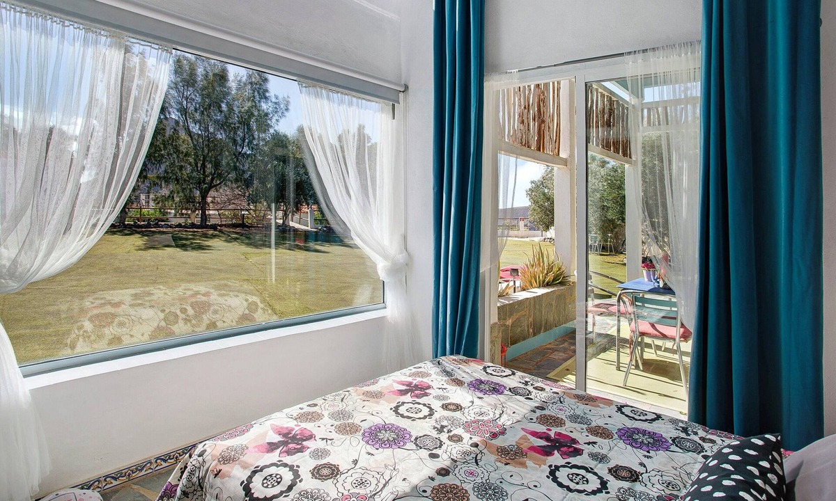 Aguimes Villa | Finca Fani 3 with Mountain Views, Shared Pool, Wi-Fi, Terrace and Garden