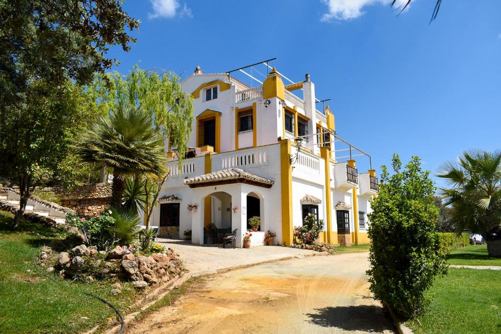 Archidona House | Finca La Lola - Secluded Andalusian Finca for Groups of up to 20 Guests