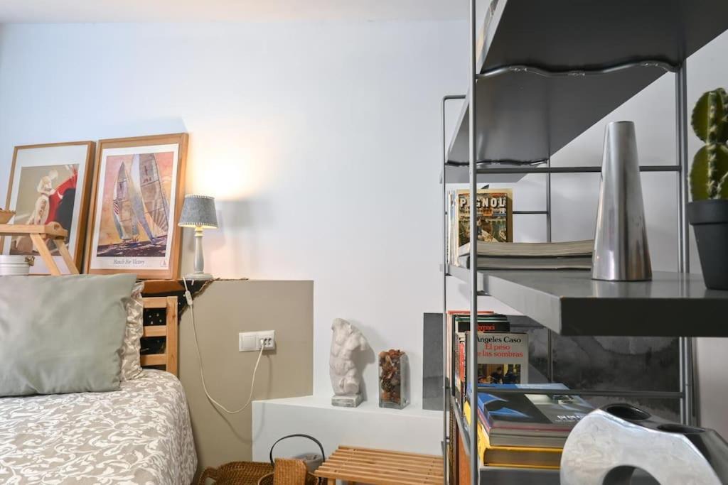 Ciudad Lineal Apartment | For You Rentals Coqueto estudio céntrico TEMPORAL con piscina FCA340