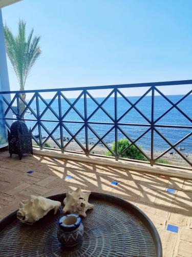 Bahia de Casares Apartment | Frontline Beach Apartment, La Perla de la Bahia, Bahia de Casares - Estepona