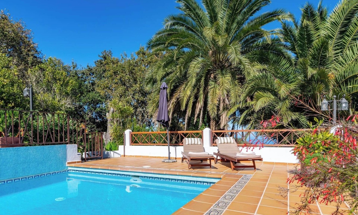 Fontanales Cottage | GC0003 Holiday cottage with shared pool in Fontanales
