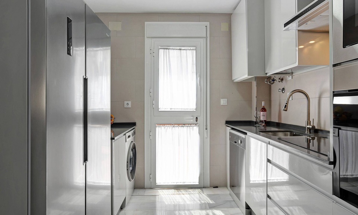 Benalup-Casas Vieja Apartment | Holiday Apartment "Brisas Del Mar" with Mountain View, Open Terrace & Wi-Fi
