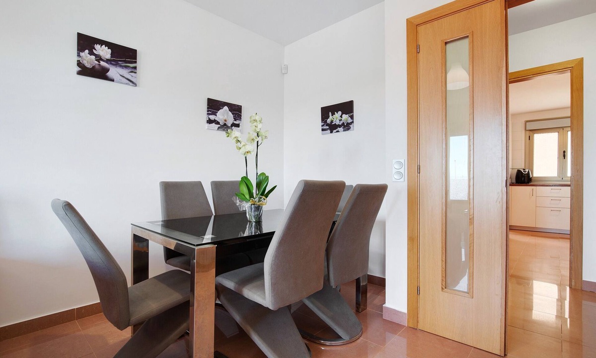 Puerto del Rosario House | Holiday Home 'Casa Rosi 2' with Sea View and Wi-Fi