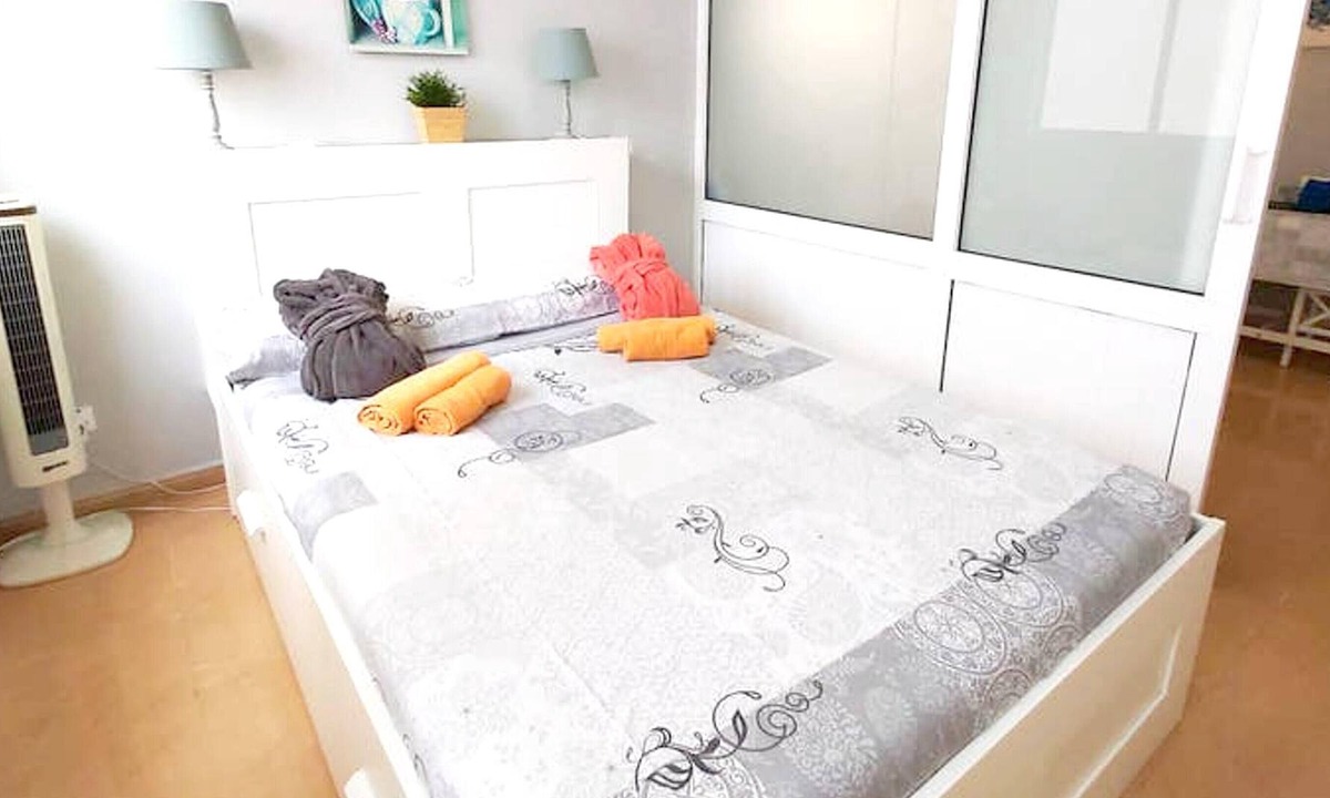 Las Palmas de Gran Canaria Apartment | Homerez - 30 m away from the beach! Nice appartement for 2 ppl.