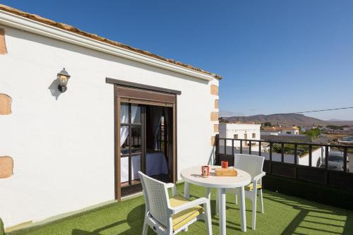 Triquivijate House | Home2Book La Molina A, Cozy Terrace Retreat