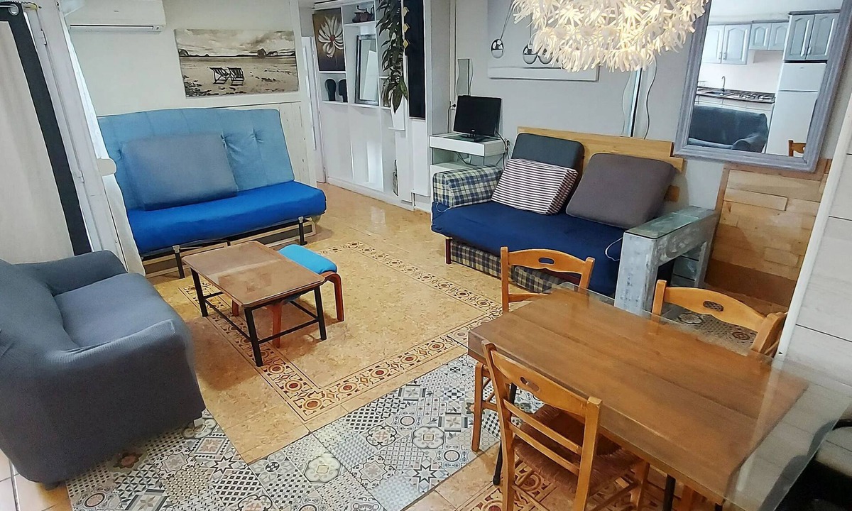Ensanche Diputacion Apartment | Homerez - Alicante Apartment