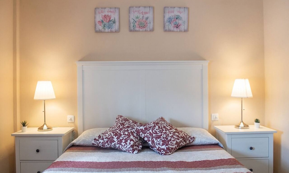 Ayamonte Apartment | Homerez - Apartment with Garden in Ayamonte - 80 m²