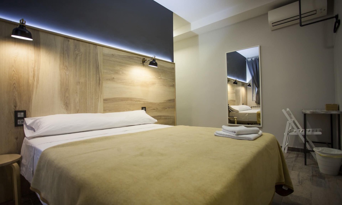 Palos de la Frontera Hostel | Hostal CC Atocha