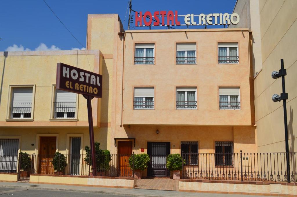 Almoradi House | Hostal El Retiro