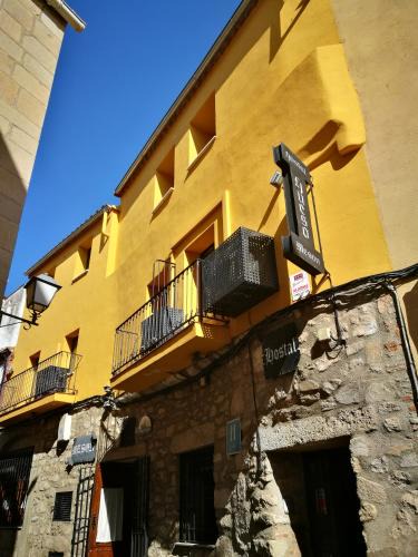 Trujillo House | Hostal Hueso