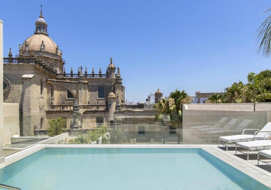 Jerez de la Frontera Old Town Hotel | Hotel Bodega Tio Pepe