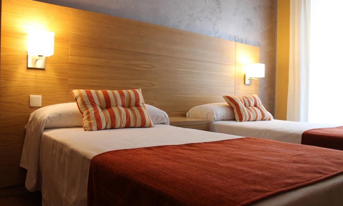 La Cala de Mijas Hotel | Hotel Carmen