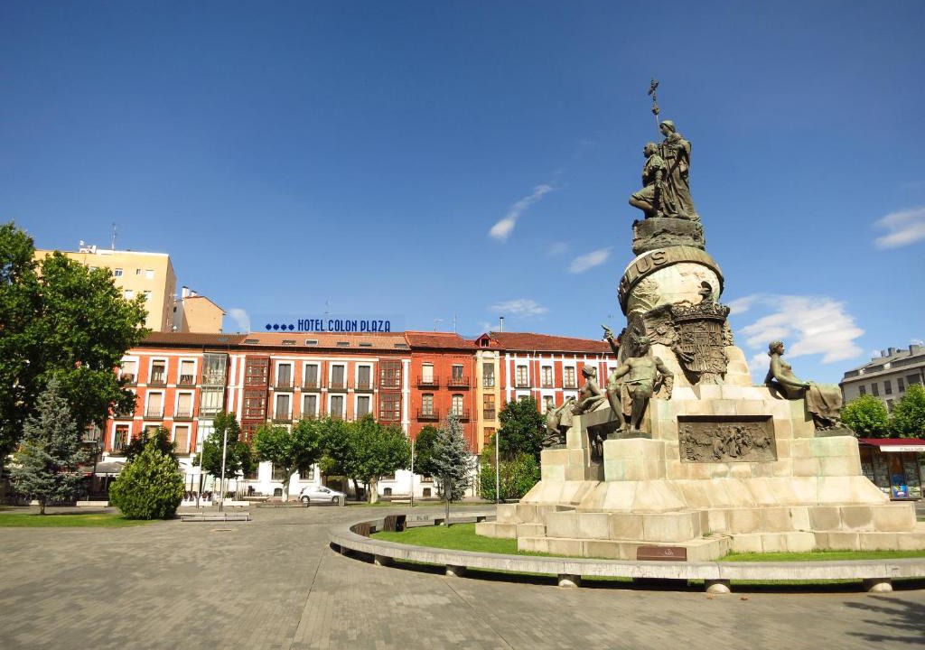 Valladolid Hotel | Hotel Colón Plaza by anthology hoteles