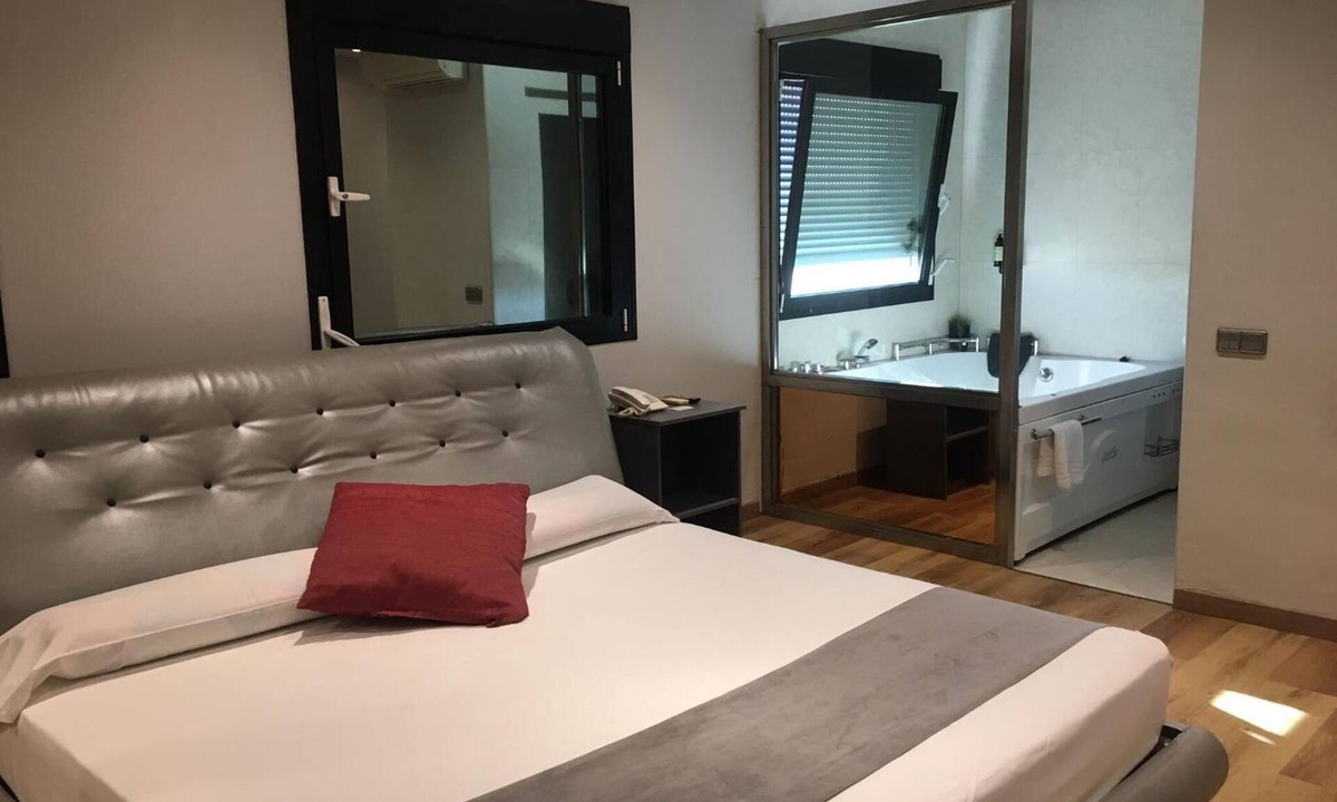 Humanes de Madrid Hotel | Hotel Fabrik