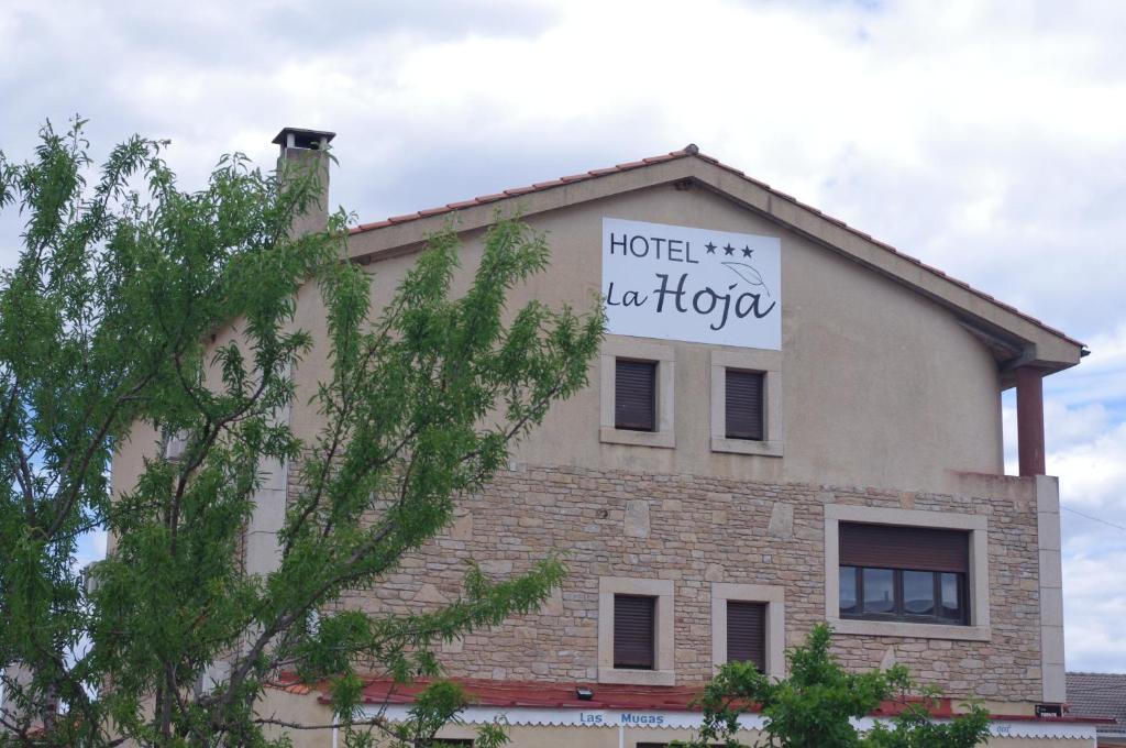 Aldeadavila de la Ribera House | Hotel la Hoja*