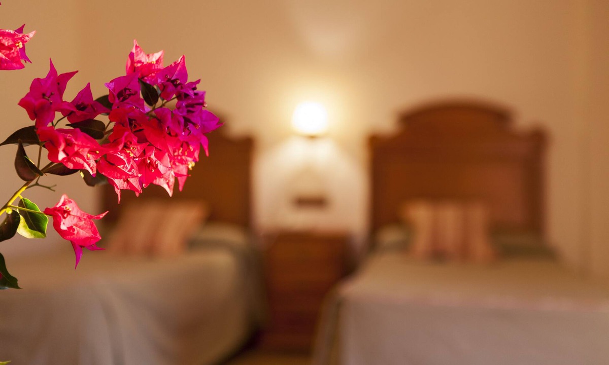 Rus Hotel | Hotel Paraje La Lambra