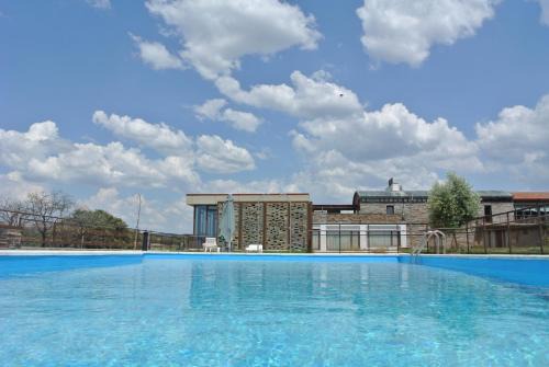 Torrejon El Rubio Hotel | Hotel Parque de Monfragüe