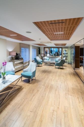 La Trinidad-San Juan y Todos los Santos Hotel | Hotel Selu