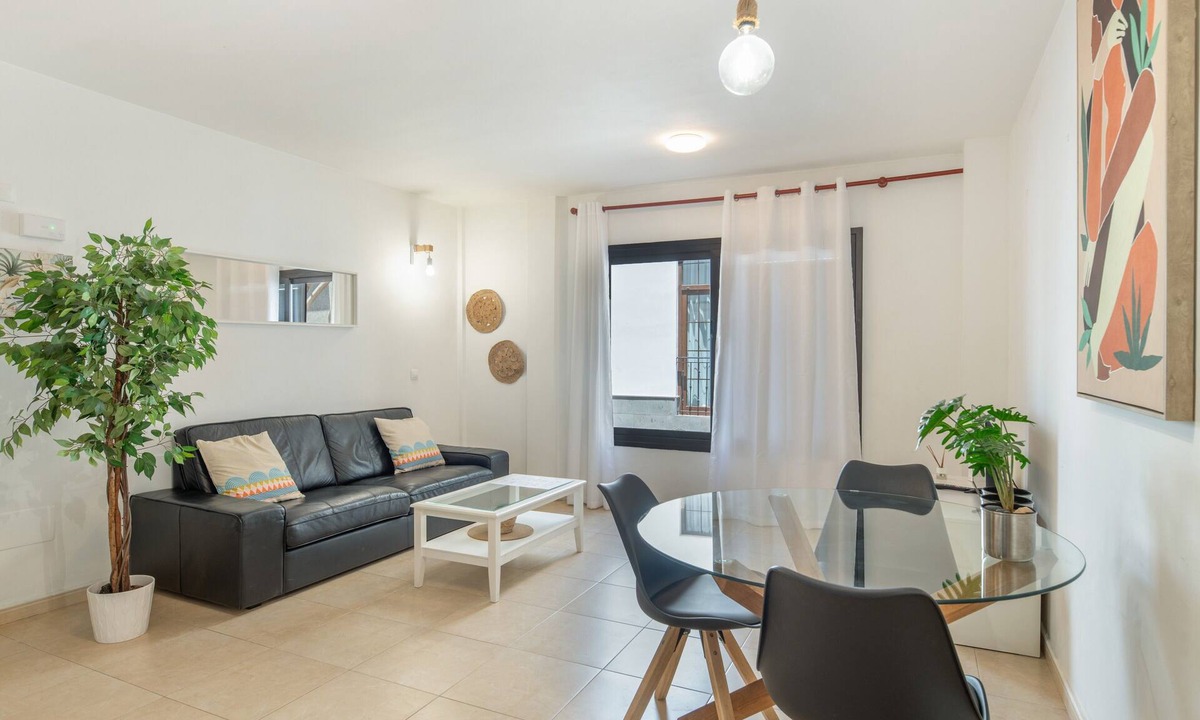 Arrecife Apartment | Incredible Apartment in the Heart of Arrecife with Private Parking