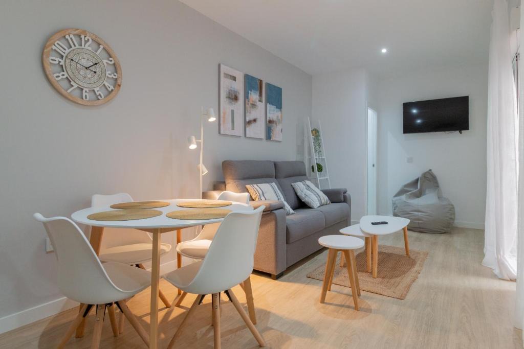 La Trinidad-San Juan y Todos los Santos Apartment | Irmitours apartments