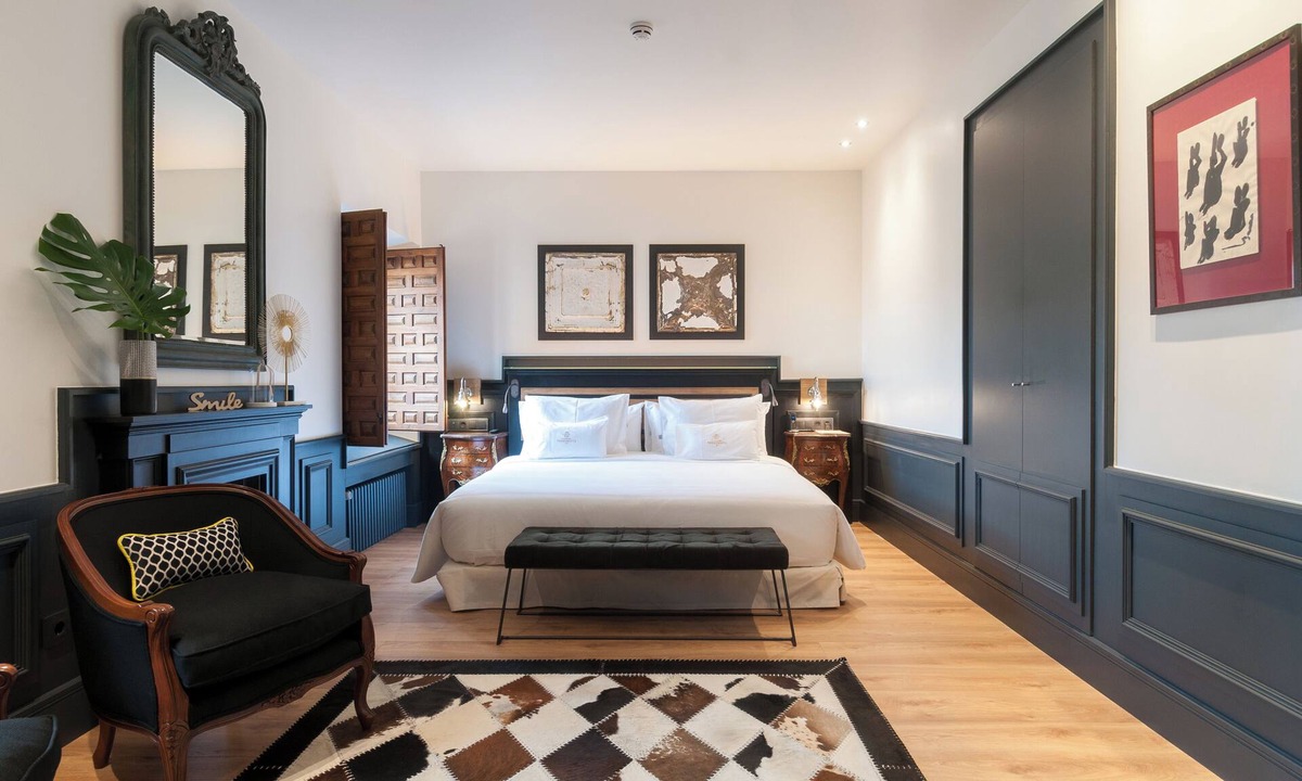 Old Town of Avila Hotel | La Casa del Presidente Small Luxury Hotels