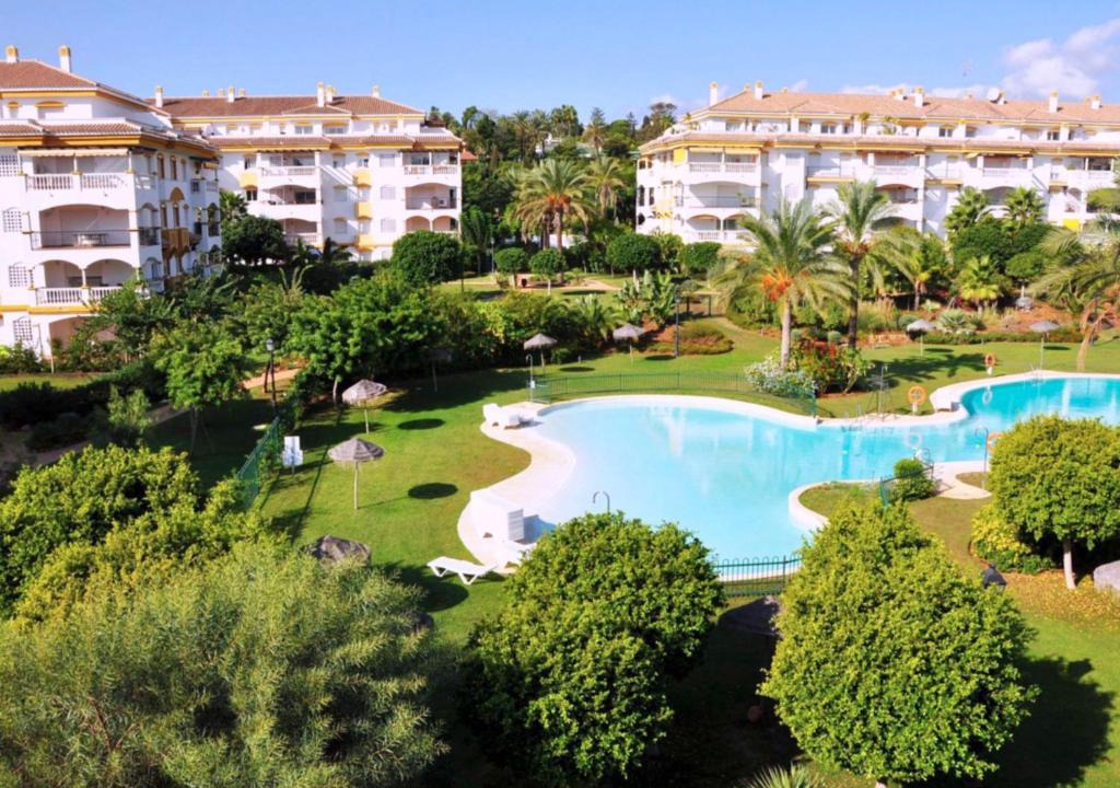 Marbella Apartment | La Dama de Noche Apartment in Puerto Banús