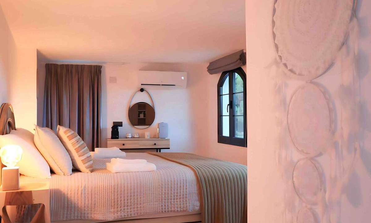 New Golden Mile House | La Piña Verde