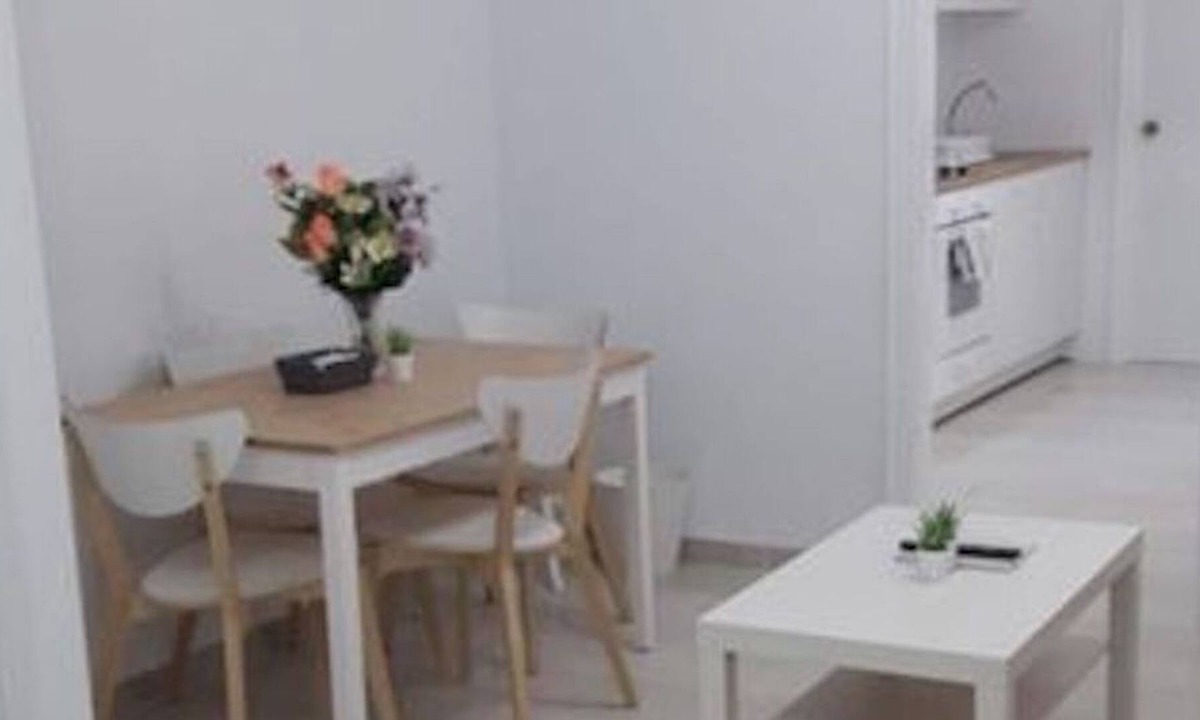 Pla del Bon Repos Apartment | Large Superior 3 bedroom Apartment Two Bathroom 2 Balconies full Airconditioning