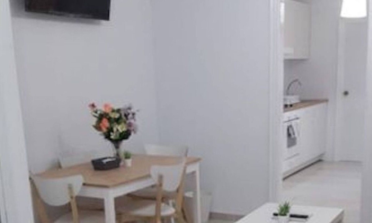 Pla del Bon Repos Apartment | Large Superior 3 bedroom Apartment Two Bathroom 2 Balconies full Airconditioning