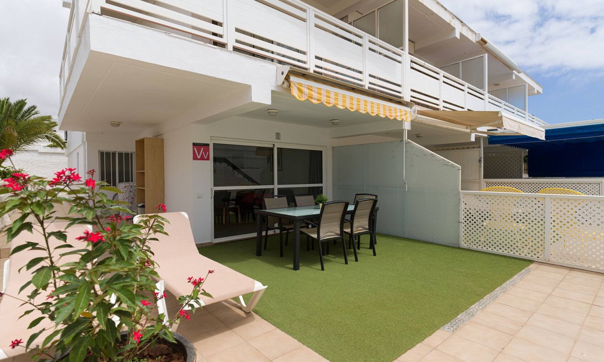 San Agustin Ski Chalet | Las Adelfas South Beach 1 By CanariasGetaway