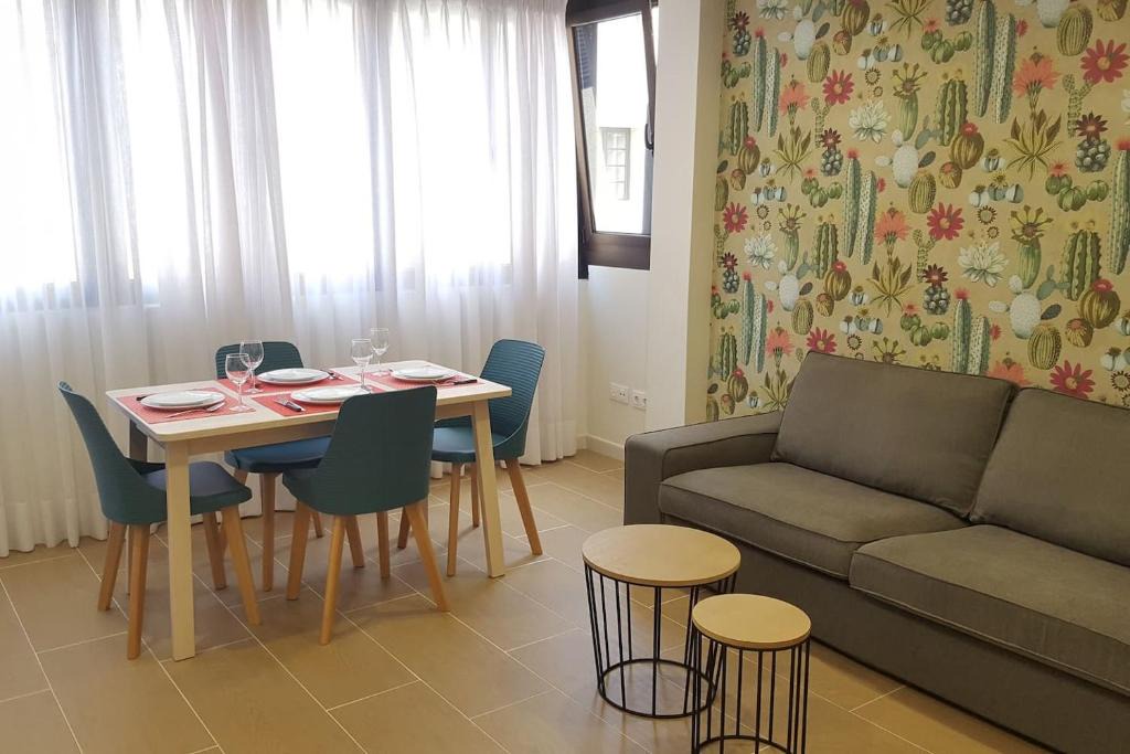 La Garita Apartment | Lila Beach Apartment. One minute from the La Garita beach.