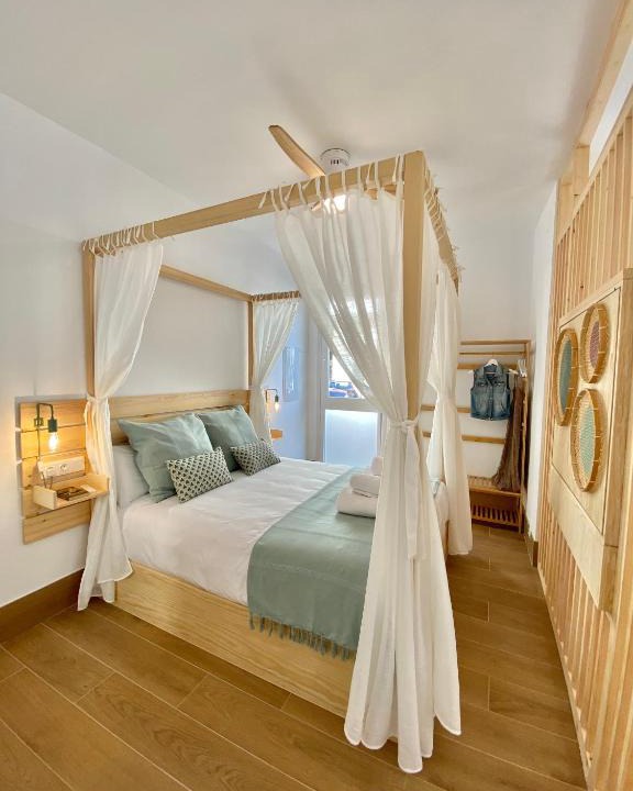 Huerta del Rey Vallellano Apartment | LOFT DELUXE ALMA GARDEN