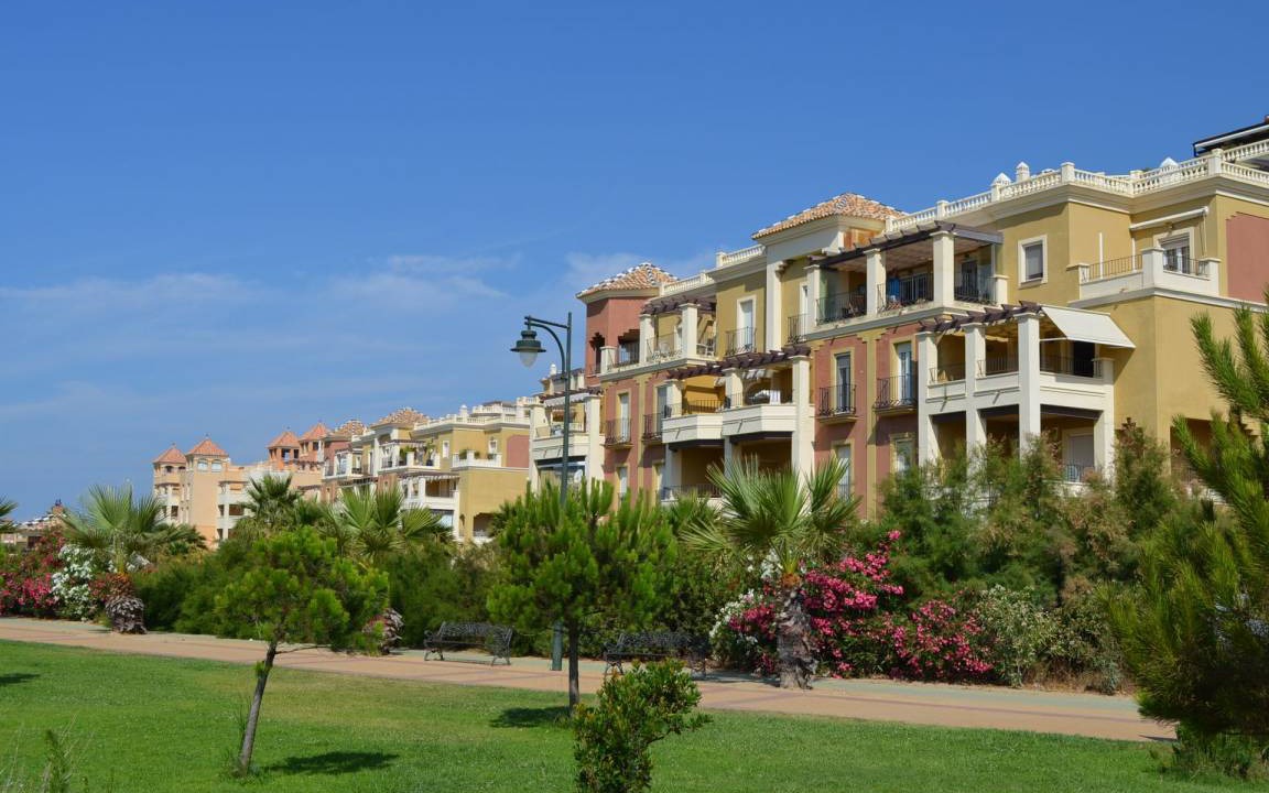 Ayamonte Apartment | LOS CISNES 77 - Two Bedroom Apartment, Sleeps 5