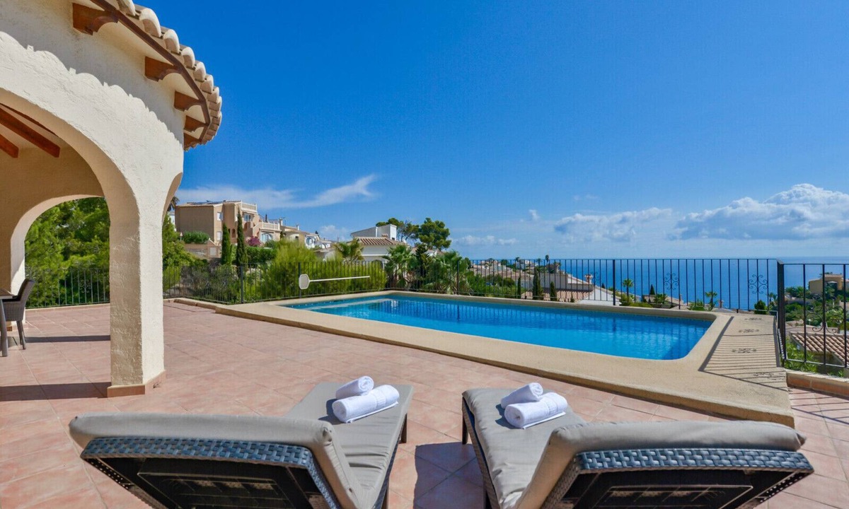 Cumbre del Sol Villa | LOXI, beautiful villa in Cumbre del Sol for 6 pax with private pool and sea views.