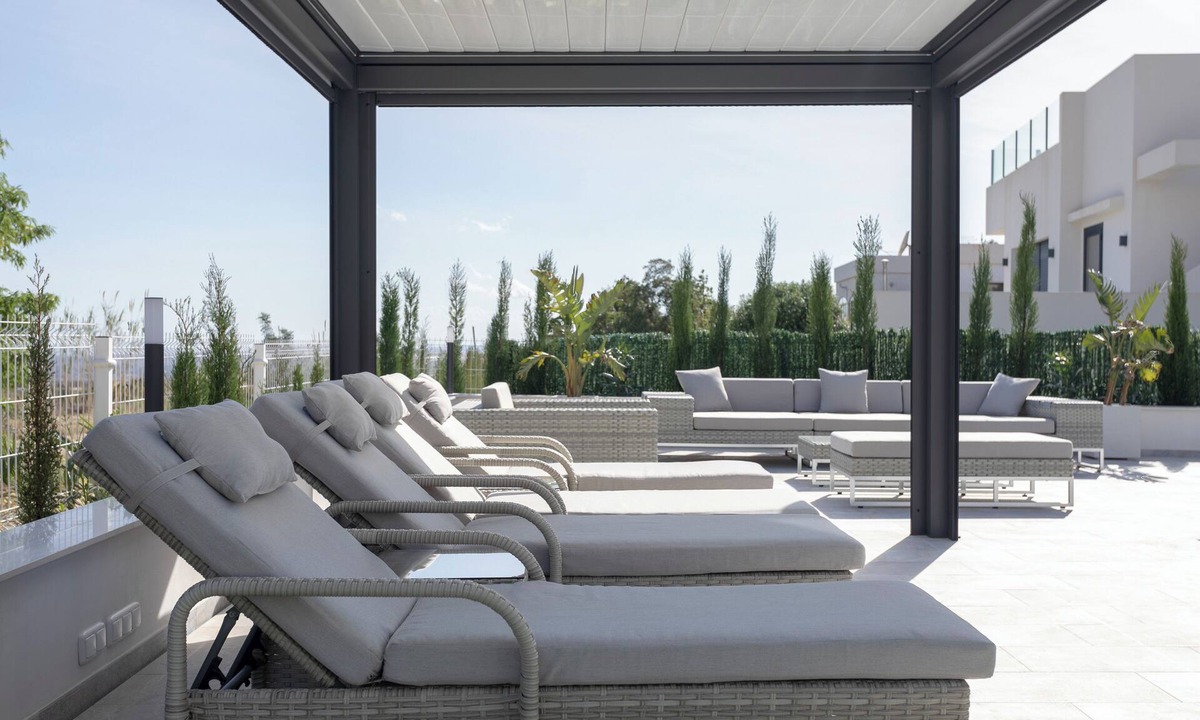 Busot Villa | Luxurious Villa Reina Helena with private pool!