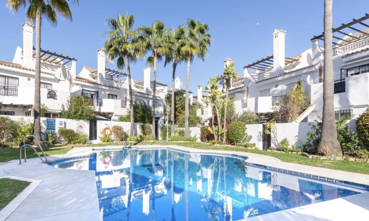 Marbella House | Luxury 3 Bed Townhouse in Puerto Banus, Marbella