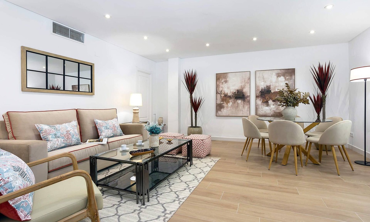 San Miguel-Capuchinos Apartment | Luxury Apartment in Cordoba Center. Plaza Doblas