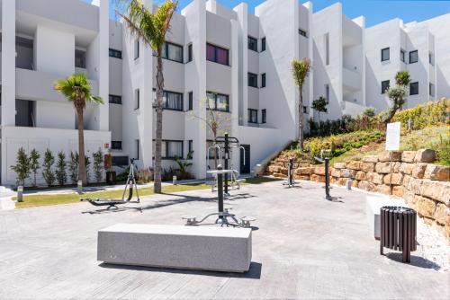 Puerto de la Duquesa Apartment | Luxury Seaview Resort Apartment