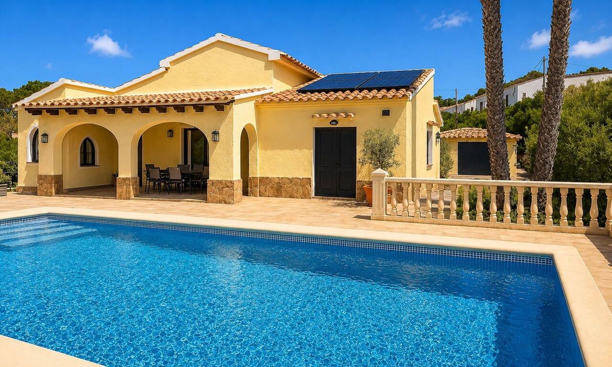 La Empedrola Villa | Luxury Villa Heated Pool Sunset Mountain Views 10 minutes from beaches