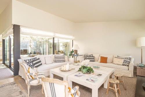 El Gordo Villa | Luxury Villa Isla Valdecañas Golf y Lago