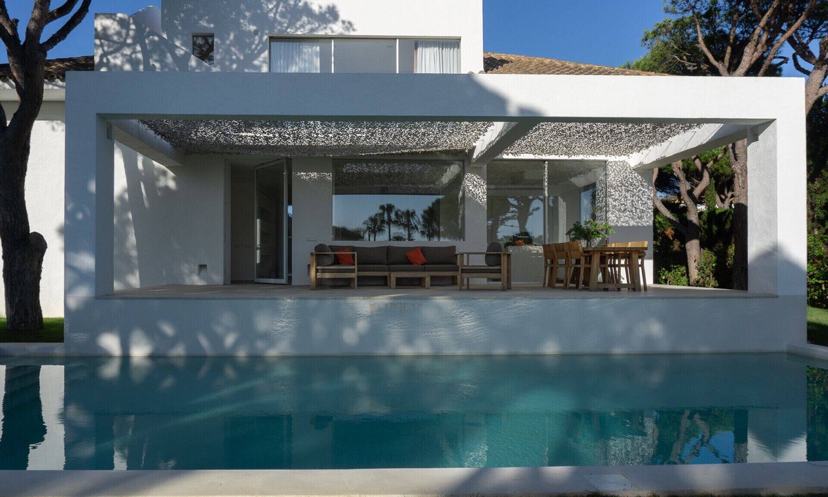 Cabo Roche Villa | Luz y Pinos; vistas al mar y los pinos