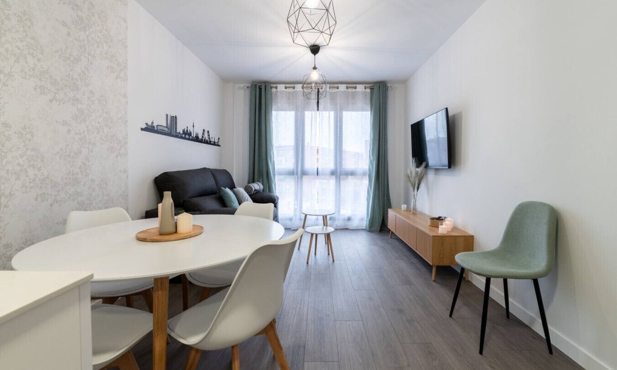 Getafe Apartment | Modern apartment 20 min from Madrid