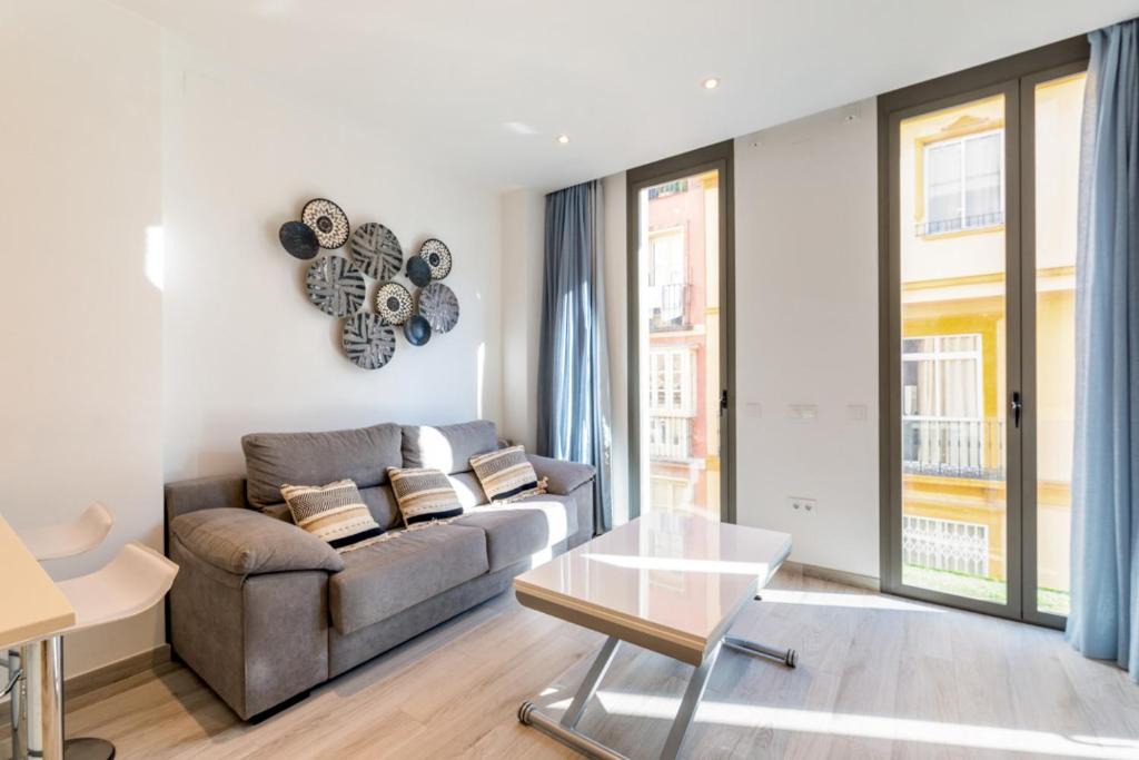 La Merced Apartment | Modern Refurbished - 1BD 1BTH - Malaga Centro